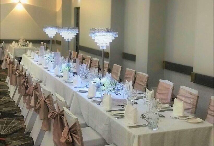 בית מלון כפרי Hilton Darwin