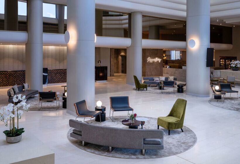 בית מלון כפרי Hilton Darwin