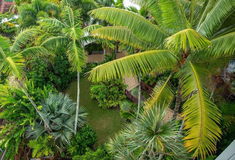 فندق Cairns Harbourside