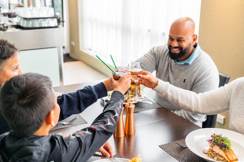 בית מלון כפרי Holiday Inn Parramatta, An Ihg