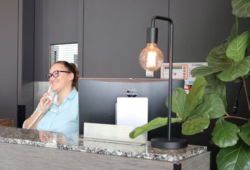 هتل Crowne Plaza Sydney Airport, An Ihg