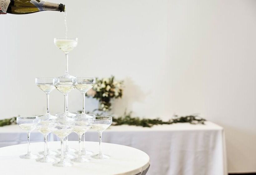 هتل Crowne Plaza Sydney Airport, An Ihg