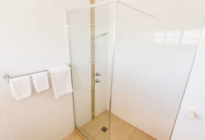 هتل Hospitality Carnarvon, Surestay Collection By Best Western