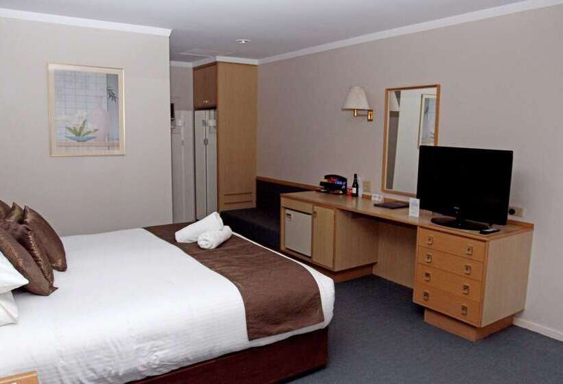 בית מלון כפרי Hospitality Esperance Surestay Collection By Best Western