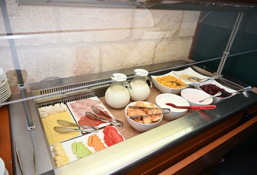 فندق Hospitality Geraldton Surestay Collection By Best Western