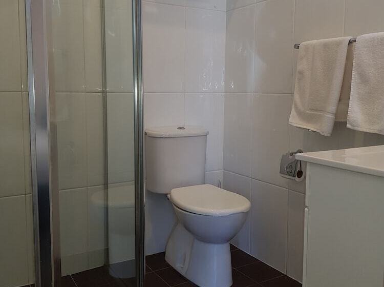 בית מלון כפרי Ibis Styles Broken Hill