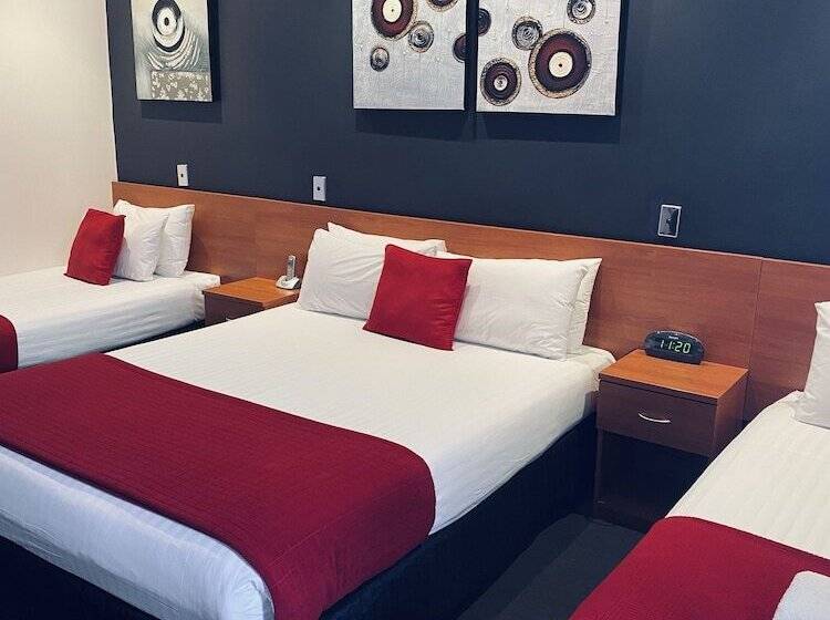 هتل Ibis Styles Broken Hill