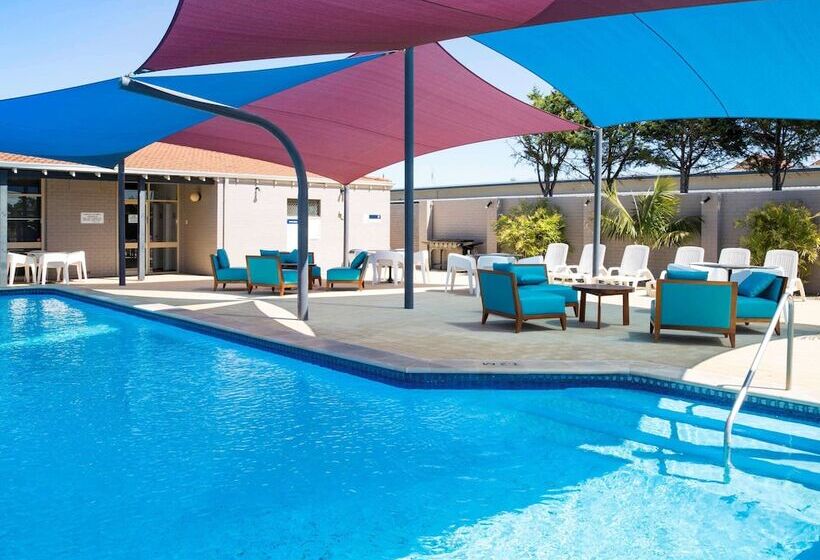 هتل Ibis Styles Geraldton