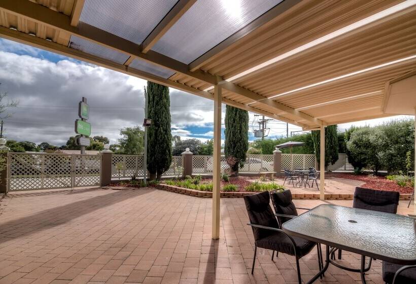 هتل Ibis Styles Orange