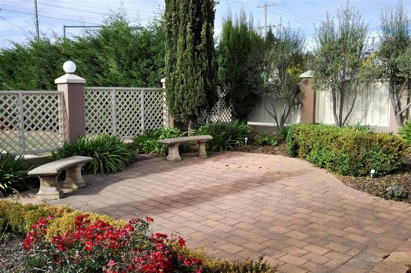 هتل Ibis Styles Orange