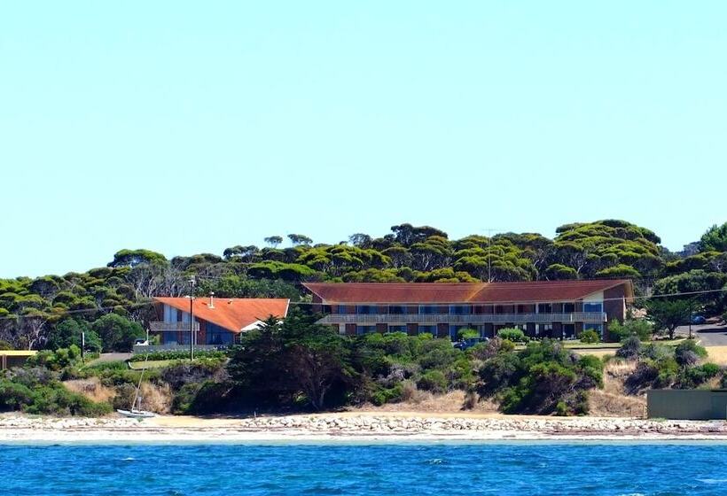 هتل Kangaroo Island Seaside Inn