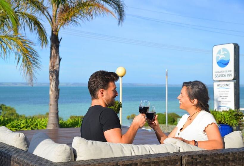 هتل Kangaroo Island Seaside Inn