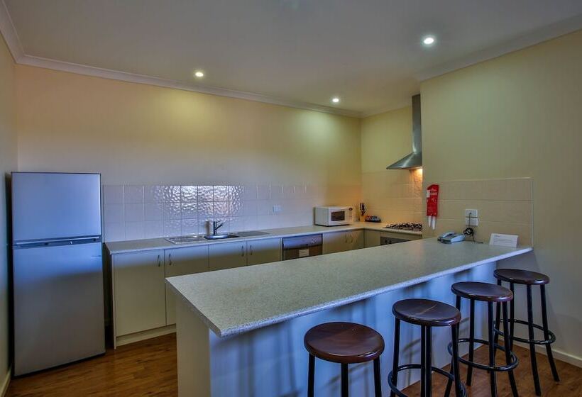 Отель Kimberley