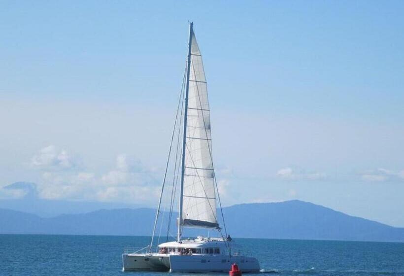 ホテル Lazy Lizard Motor Inn