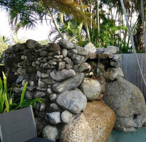 ホテル Lazy Lizard Motor Inn