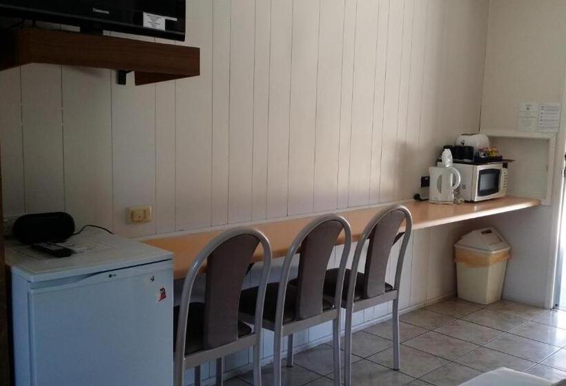 هتل Mackay Motor Inn