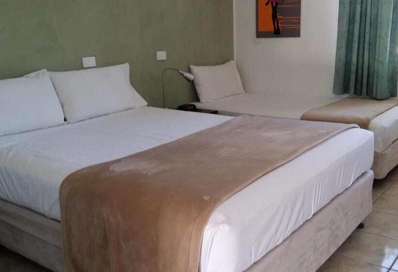 هتل Mackay Motor Inn
