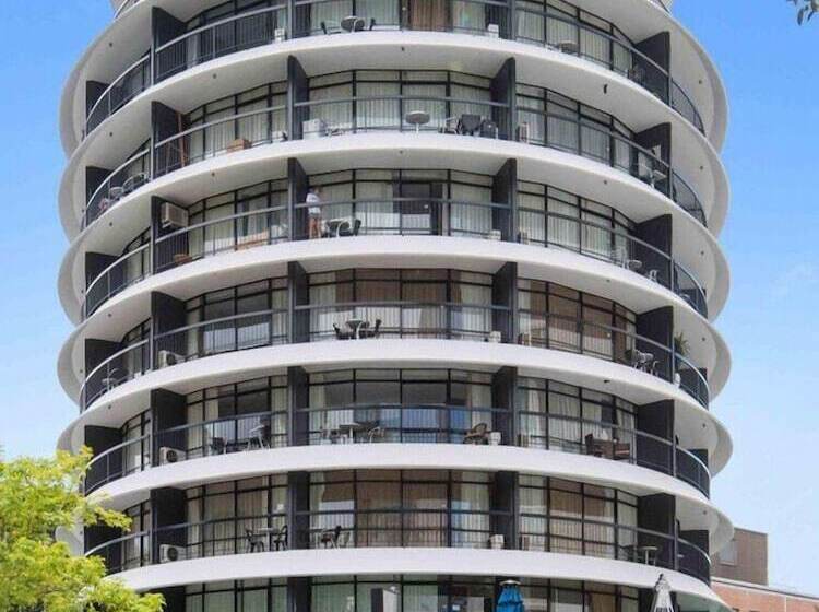 Отель Madison Tower Mill