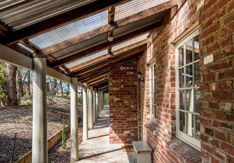 Mercure Ballarat Hotel & Convention Centre