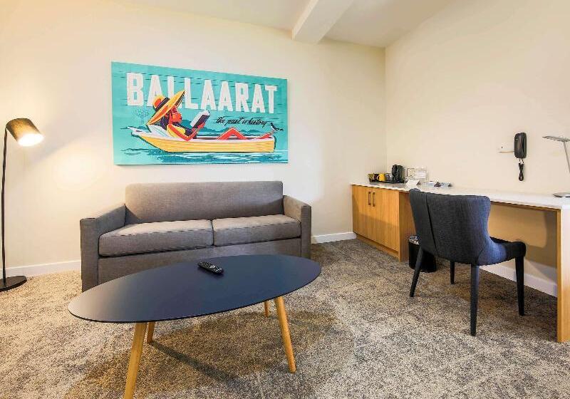 Mercure Ballarat Hotel & Convention Centre