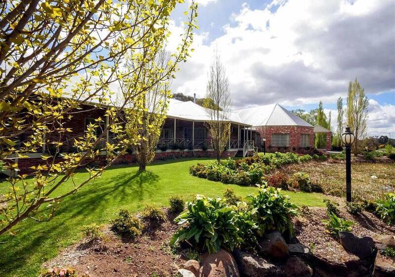 Mercure Ballarat Hotel & Convention Centre