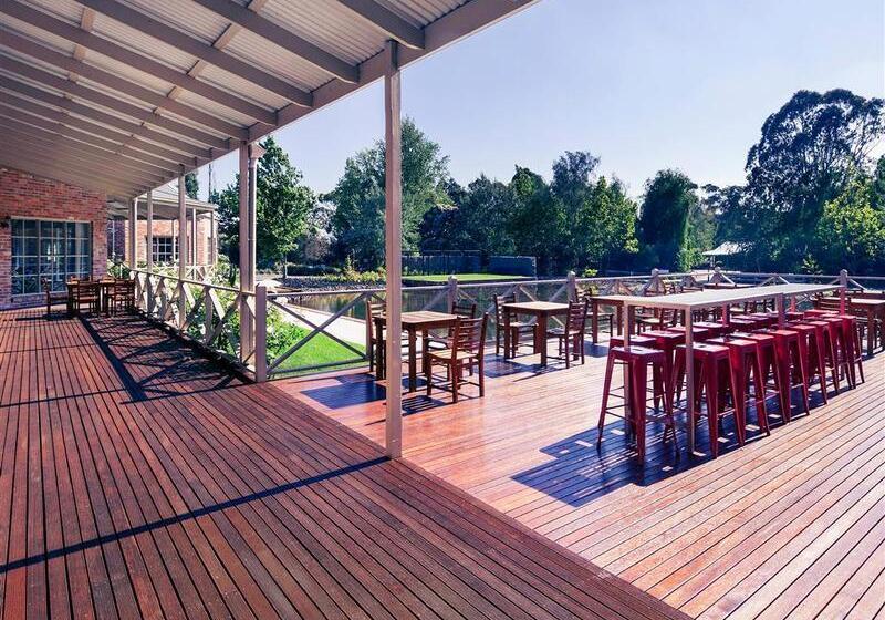 Mercure Ballarat Hotel & Convention Centre