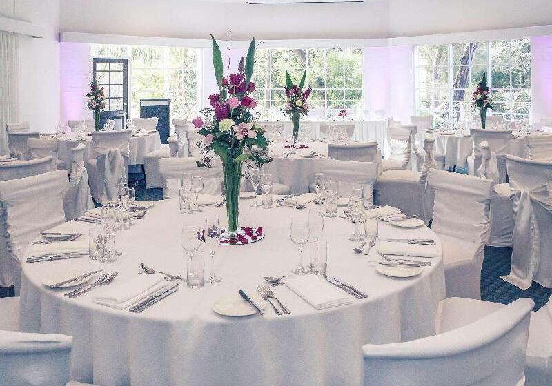 Mercure Ballarat Hotel & Convention Centre