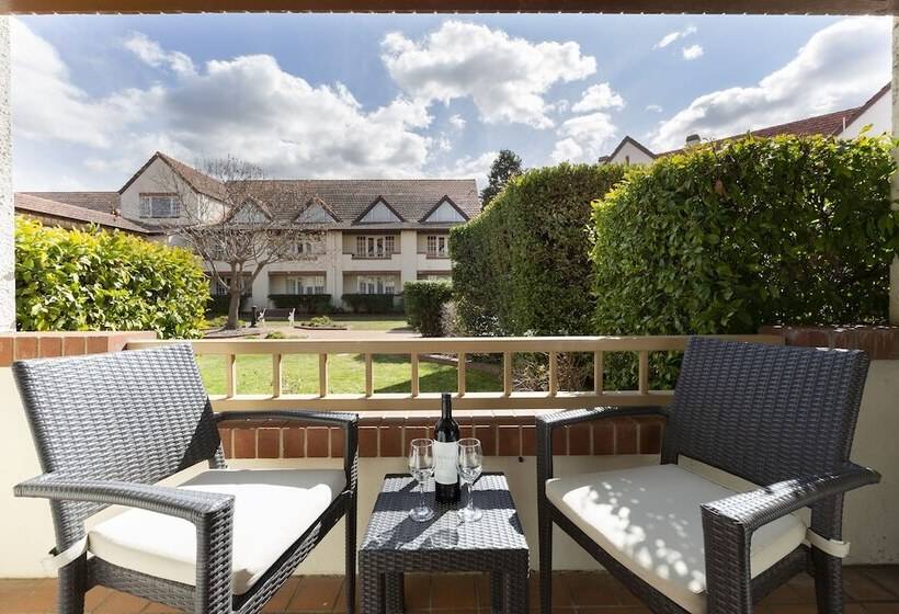 ホテル Mercure Canberra