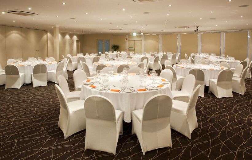 ホテル Mercure Canberra