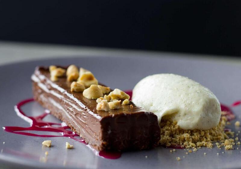 هتل Mercure Launceston