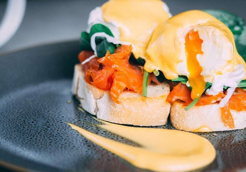 هتل Mercure Launceston