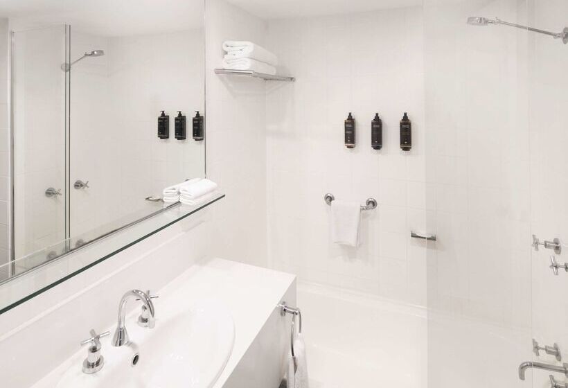 Отель Mercure Newcastle