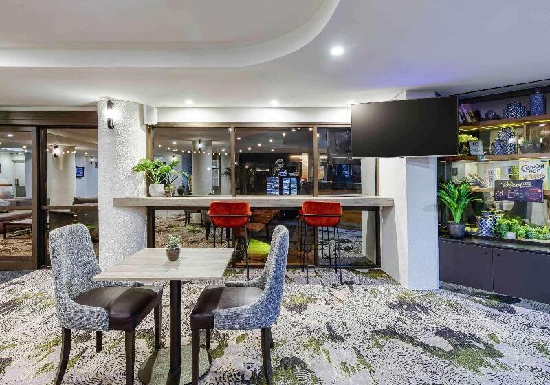 בית מלון כפרי Mercure Penrith