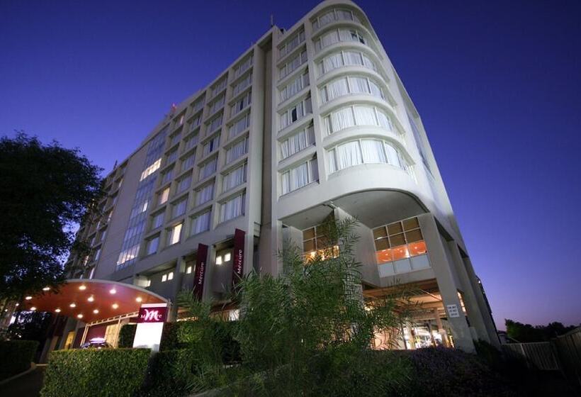 בית מלון כפרי Mercure Sydney Parramatta