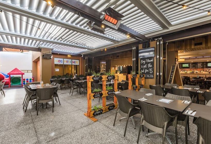 Mermaid Waters Hotel By Nightcap Plus