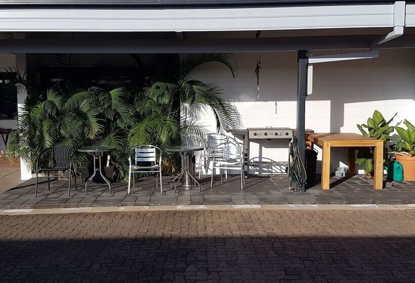 בית מלון כפרי Miners Lodge Motor Inn