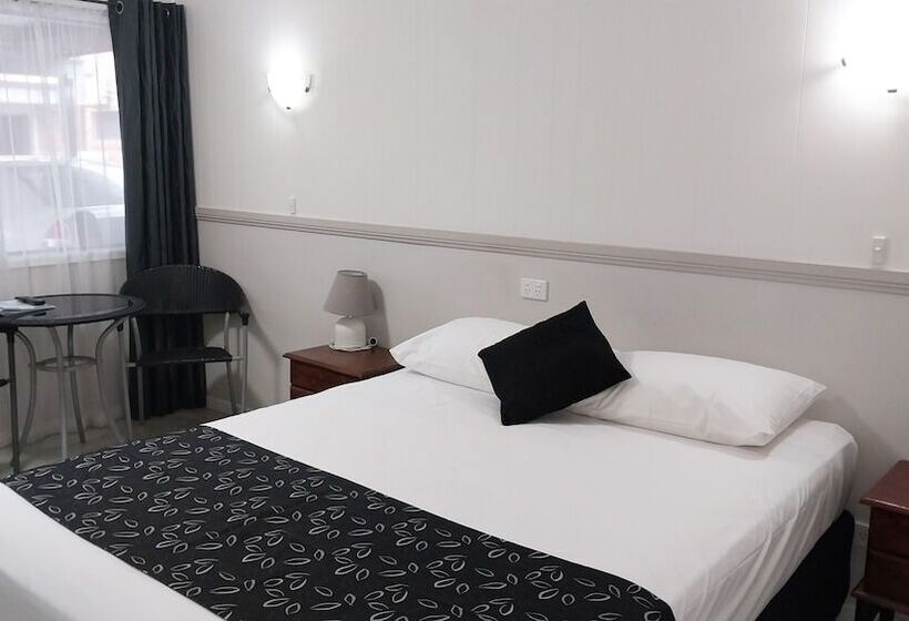 בית מלון כפרי Miners Lodge Motor Inn