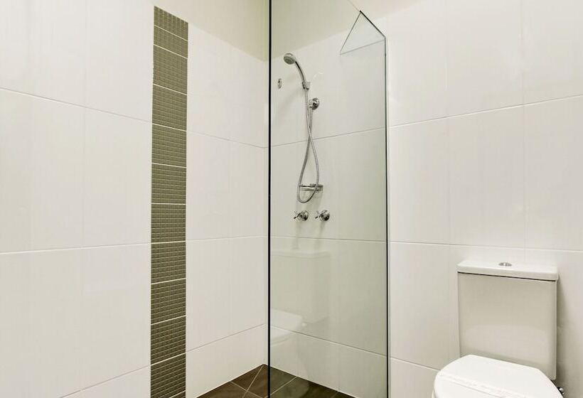 בית מלון כפרי Mitchell On Main