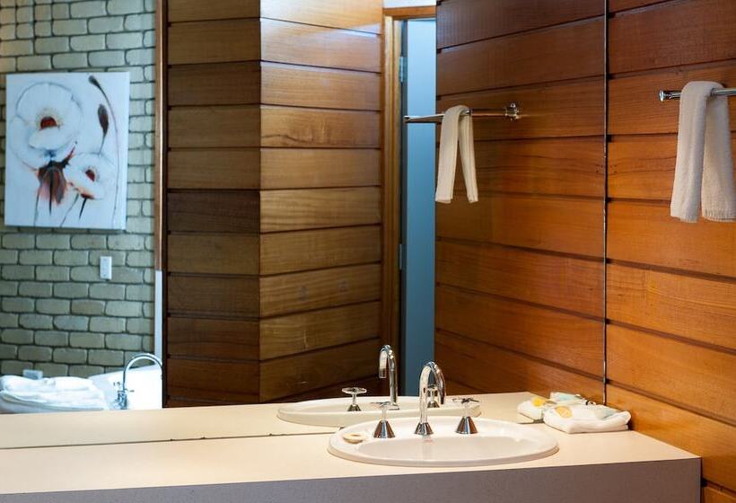 בית מלון כפרי Mitchell On Main