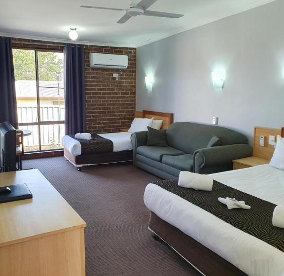 هتل Moonraker Motor Inn