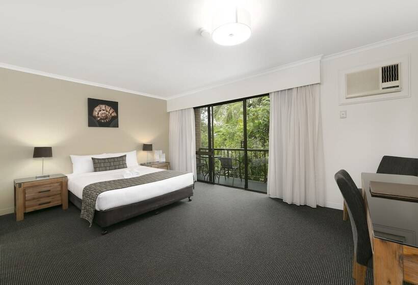 Mt Ommaney Hotel Apartments