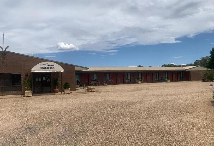 בית מלון כפרי Newell Motor Inn Narrandera