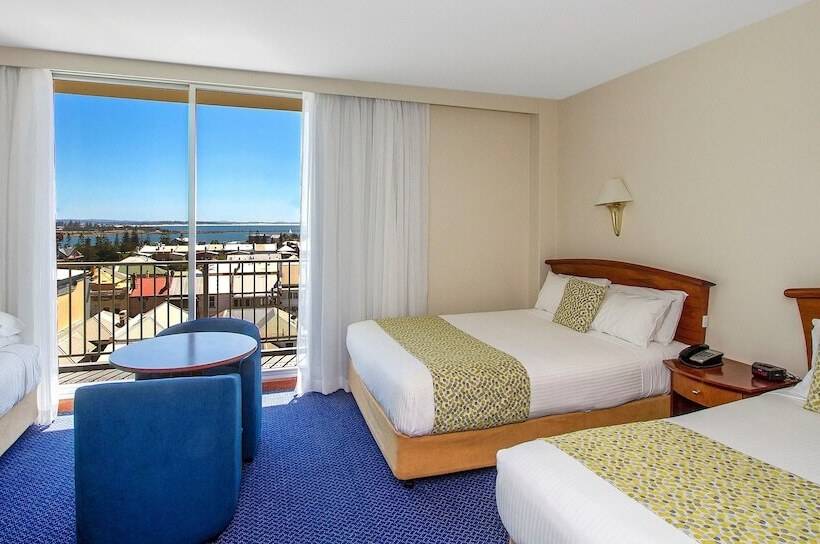 酒店 Noah S On The Beach