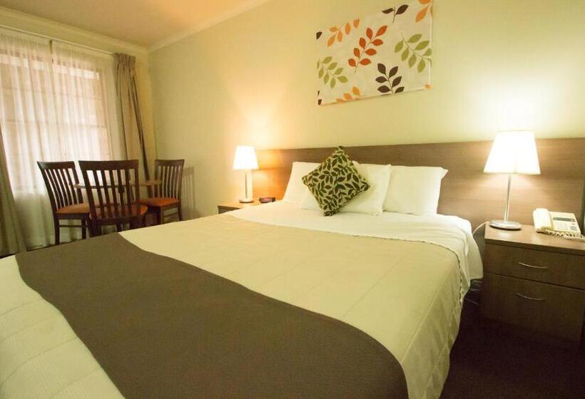 هتل Old Willyama Motor Inn