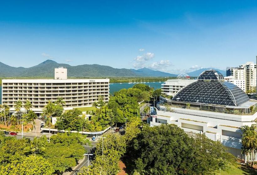 Pacific Hotel Cairns