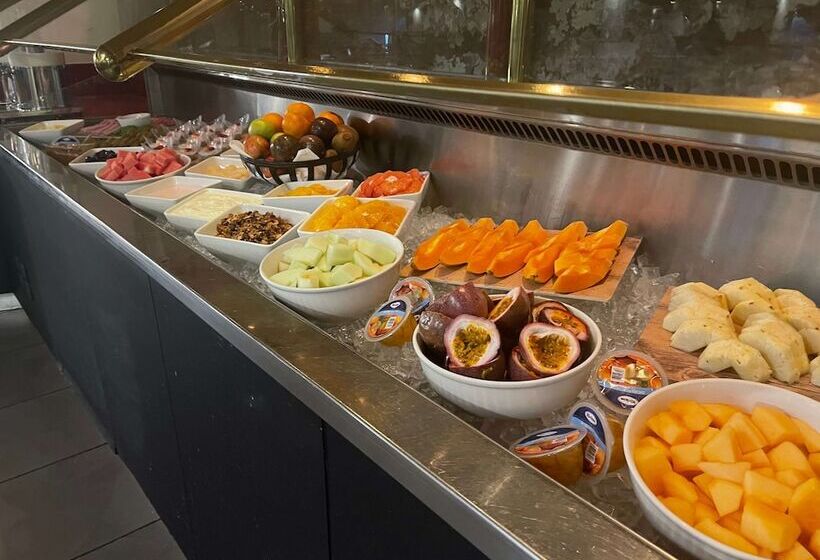 Pacific Hotel Cairns