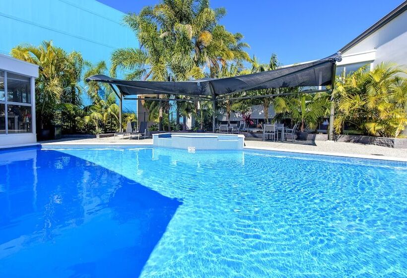 Отель Palm Court Motor Inn