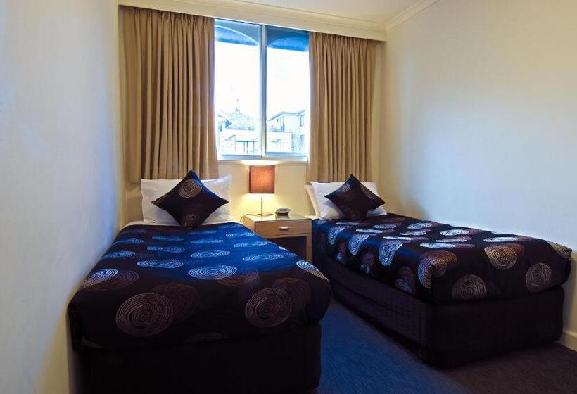 בית מלון כפרי Park Squire Motor Inn & Serviced Apartments