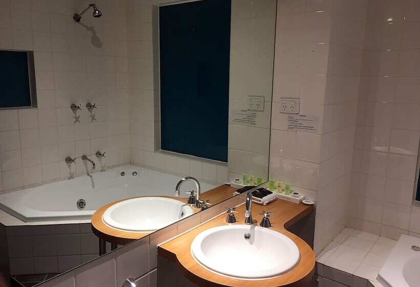 هتل Parkdale Motor Inn