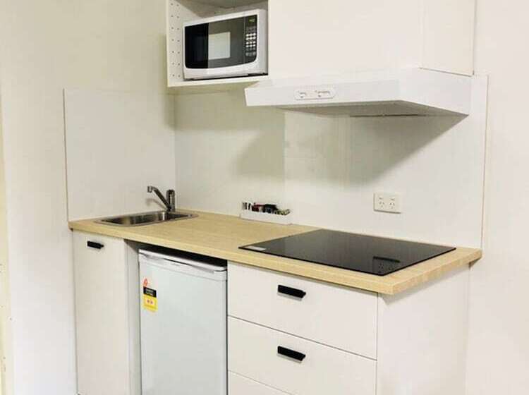 هتل Parkdale Motor Inn